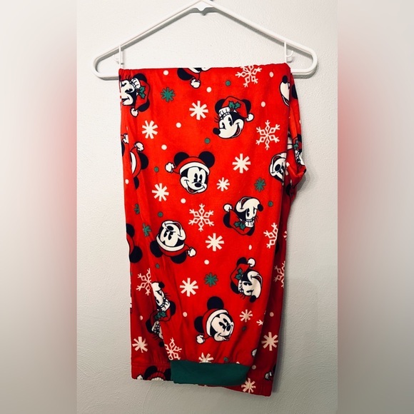 Men’s Disney Mickey & Minnie Mouse Holiday Pajama Set - Picture 3 of 4
